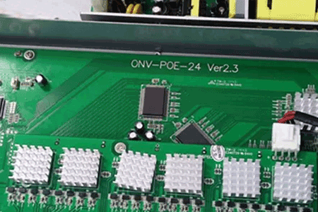 導(dǎo)熱硅膠片在交換機(jī)上的應(yīng)用 導(dǎo)熱硅膠片在交換機(jī)上的應(yīng)用