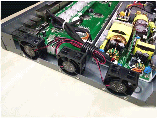 導(dǎo)熱硅膠片在交換機(jī)上的應(yīng)用 導(dǎo)熱硅膠片在交換機(jī)上的應(yīng)用